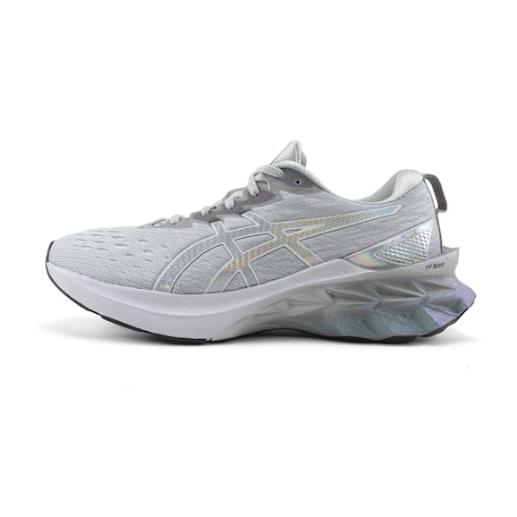 ASICS Novablast 2 Platinum Damen ASICS Novablast 2 Platinum Damen