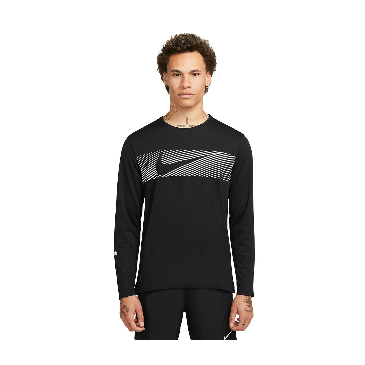 Nike Dri-FIT UV Miler Flash Shirt Men | 21RUN