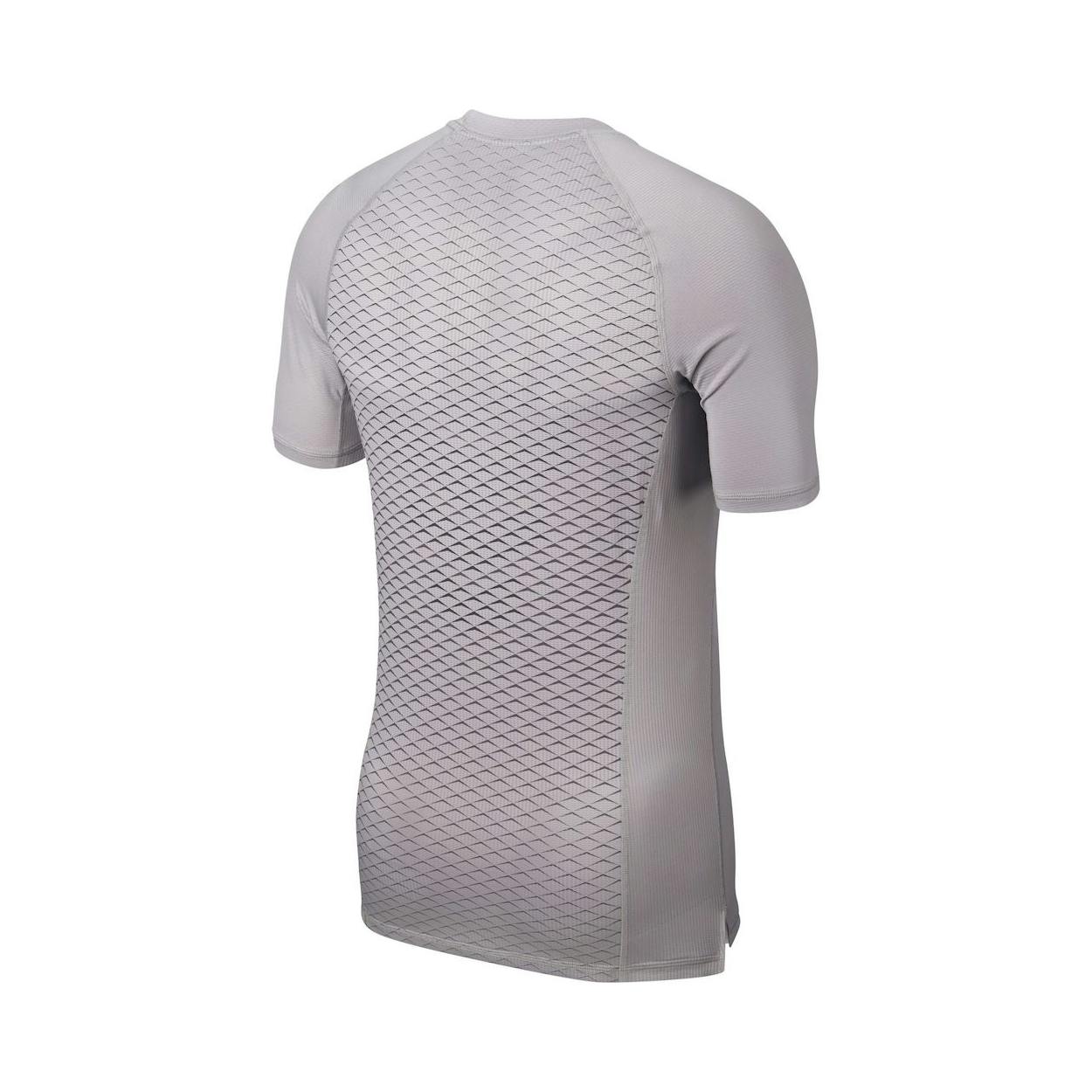Super goed Zachtmoedigheid Lief Nike Pro HyperCool T-Shirt Men | 21RUN