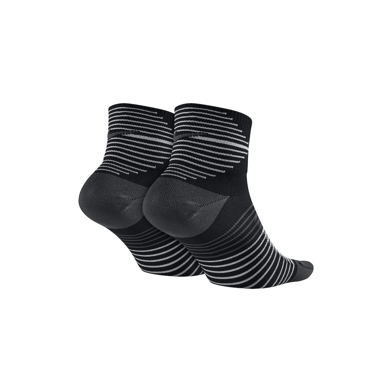 Nike quarter running deals socks